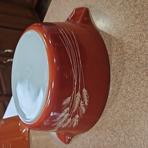 Vintage Pyrex Autumn Harvest Set of 3 Nesting Casserole Dishes with Lids!!! - Picture 10 of 16